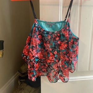 Floral flowy crop top